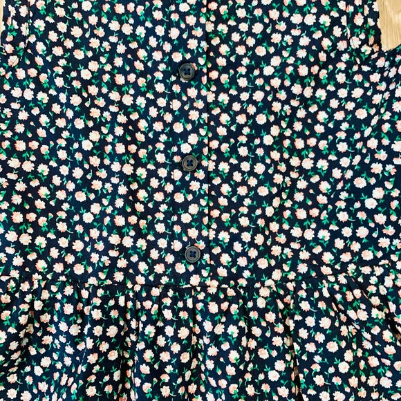 NEW Gap Floral Shortsleeve Dress 5t - Picture 4 of 5